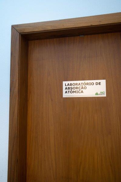 Laboratório de Quantificação de Metais (ICP-OES/Plasma e Absorção Atômica)