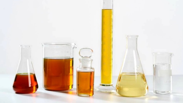 Análise de Hidrocarbonetos Policíclicos Aromáticos (HPAs) em Óleos Minerais, Borrachas e Derivados do Petróleo